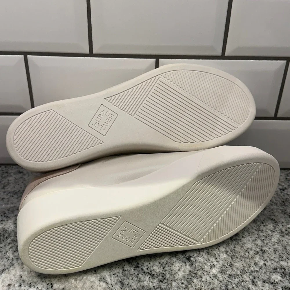 Naturalizer Womens 8.5M Morrison 2.0 Sneakers Alabaster Leather Platform Casual